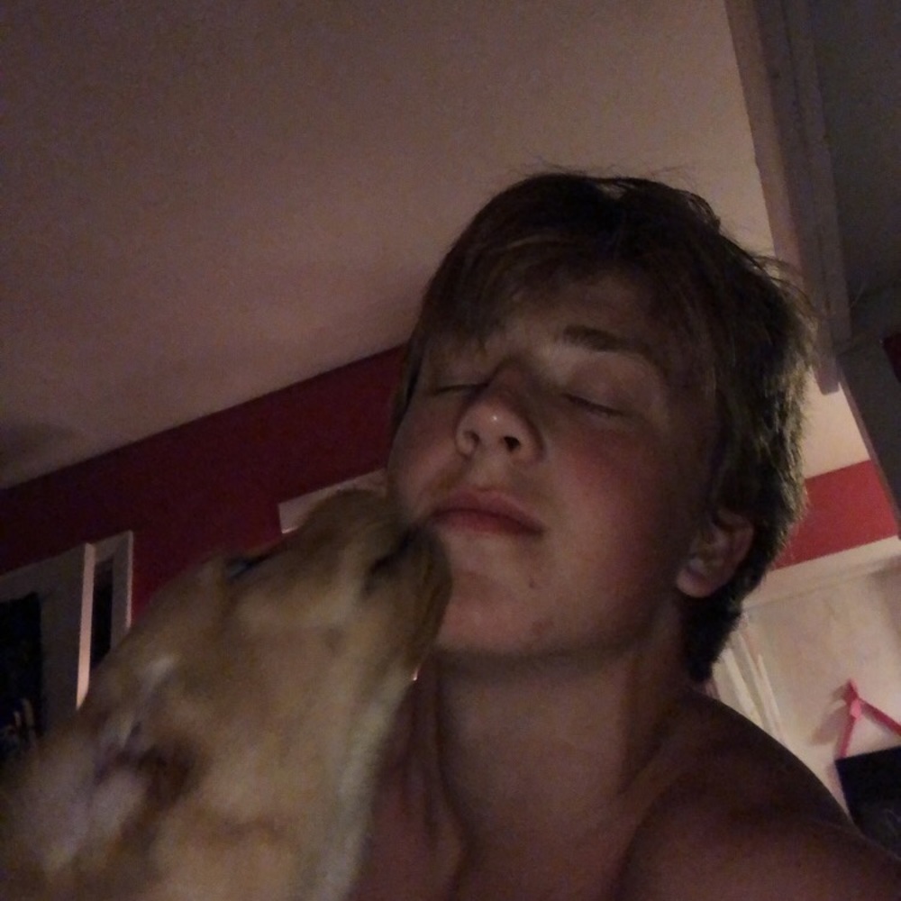 Meet your Posher, Max